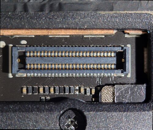 Debug connector on QRD8250