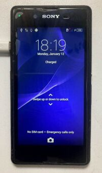 Sony Xperia Dual E3 running stock Android